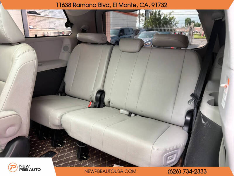 2015 Toyota Sienna