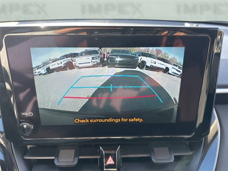 2025 Toyota Corolla Cross LE