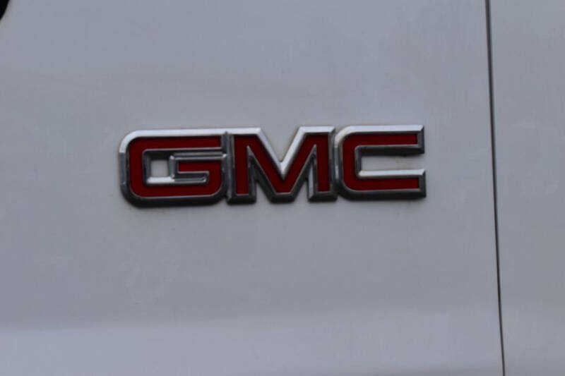 2018 GMC Savana 2500