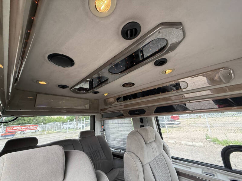 2003 Chevrolet Astro