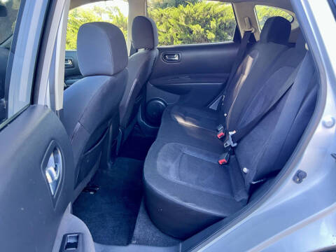 2013 Nissan Rogue SV