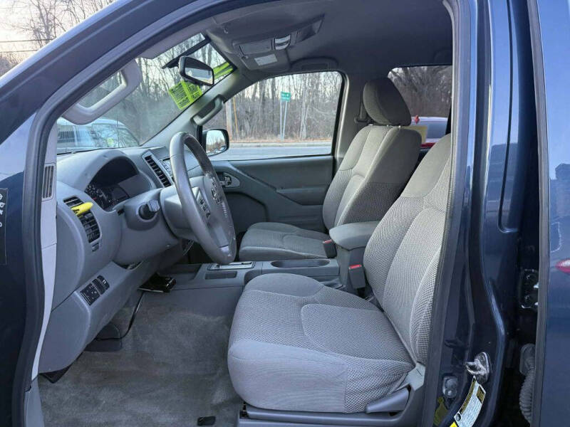 2016 Nissan Frontier SV