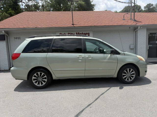 2008 Toyota Sienna