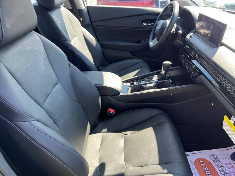 2025 Honda Accord Hybrid Touring