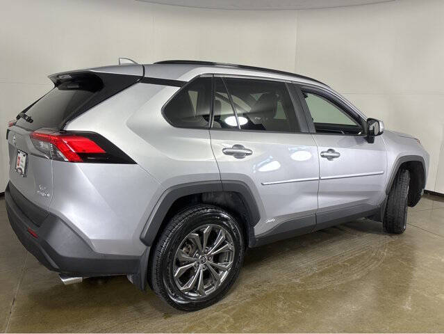 2023 Toyota RAV4 Hybrid XLE Premium