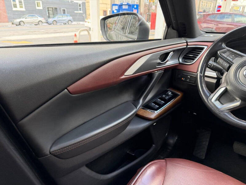 2018 Mazda CX-9 Signature