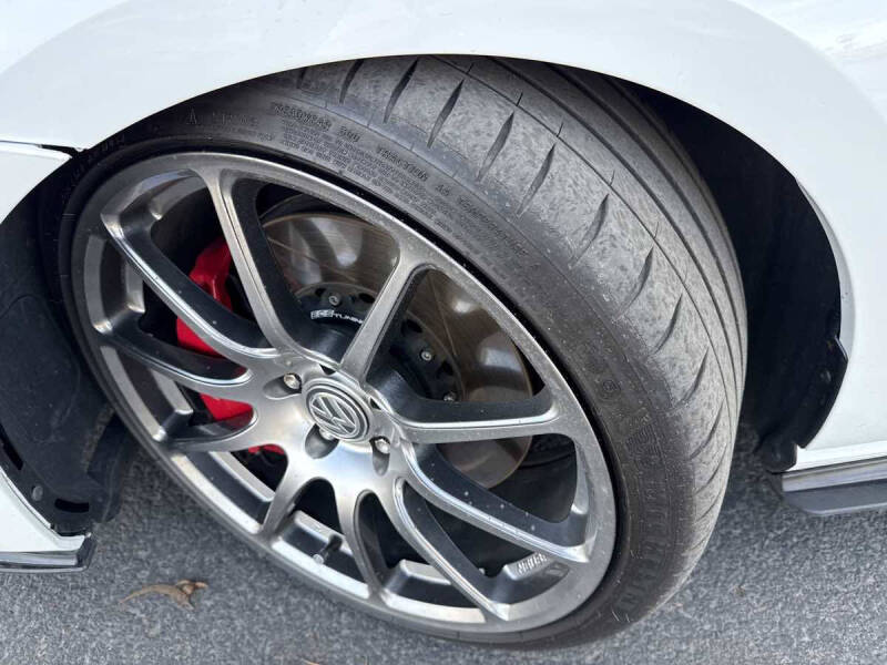 2017 Volkswagen Golf GTI S