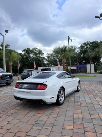 2019 Ford Mustang EcoBoost