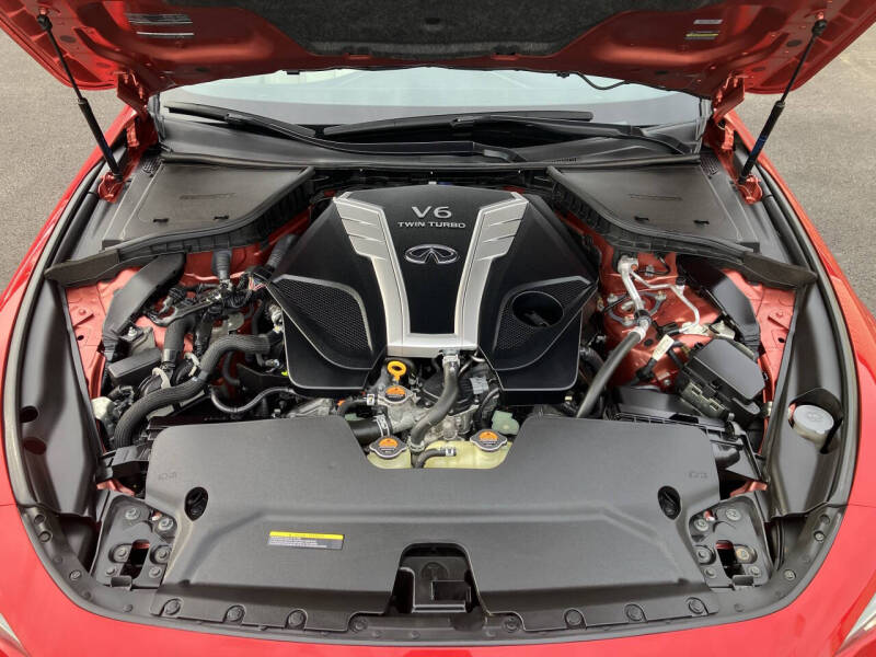 2017 Infiniti Q60 Red Sport 400