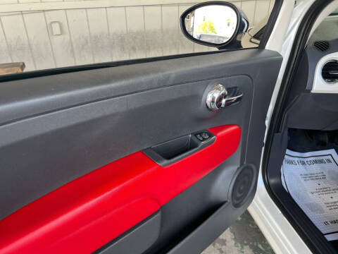 2013 FIAT 500c Lounge