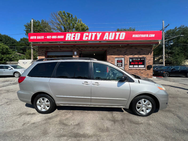 2007 Toyota Sienna for sale at Red City  Auto in Omaha NE