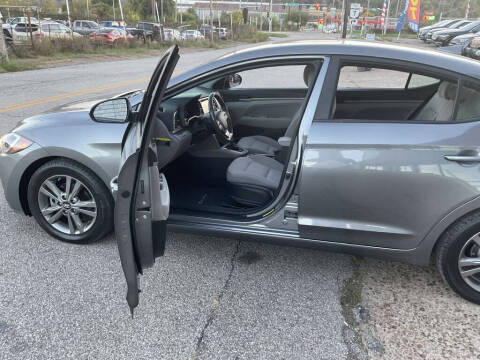 2018 Hyundai Elantra