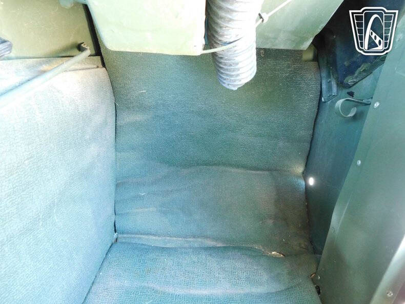2002 AM General M1123