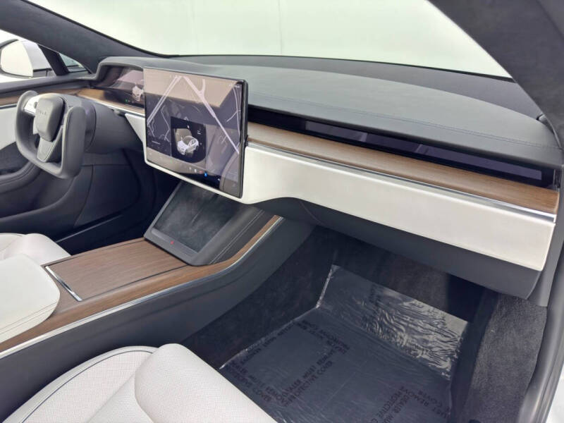 2021 Tesla Model S Plaid