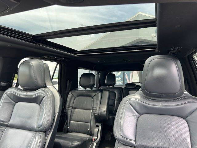 2022 Lincoln Navigator L Reserve