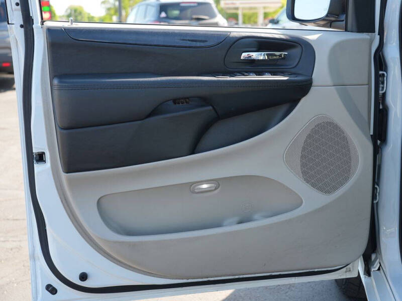 2017 Dodge Grand Caravan SE