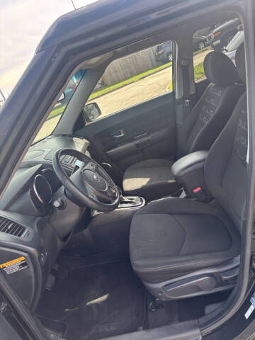 2012 Kia Soul +