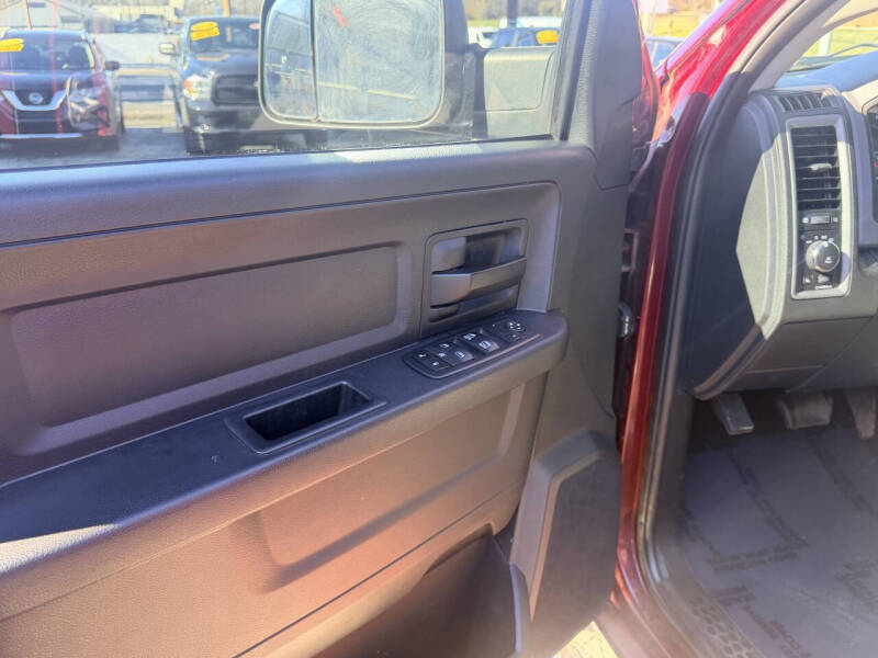 2017 RAM 1500 Express