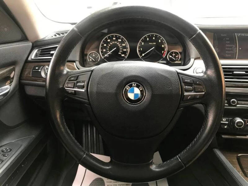 2011 BMW 7 Series 750Li xDrive
