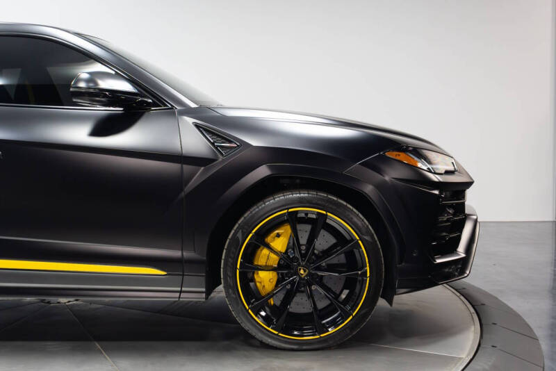 2022 Lamborghini Urus