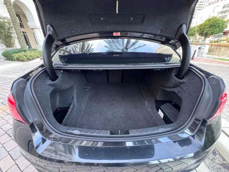 2018 BMW 3 Series 330i