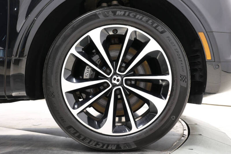 2019 Bentley Bentayga V8