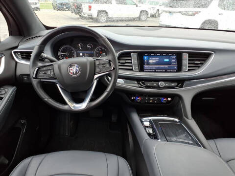 2024 Buick Enclave Essence