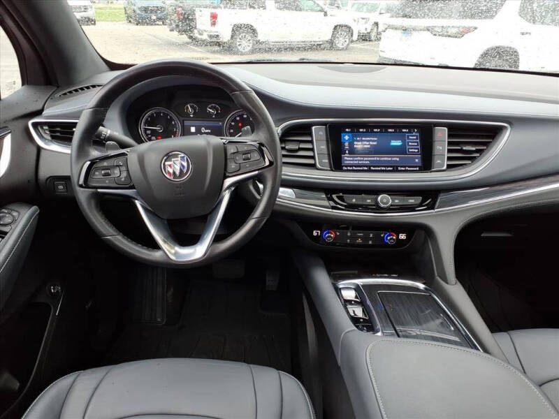 2024 Buick Enclave Essence