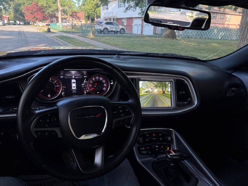 2019 Dodge Challenger SXT