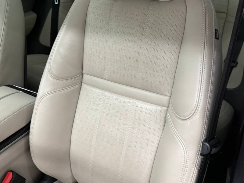 2019 Land Rover Range Rover Velar P380 R-Dynamic HSE