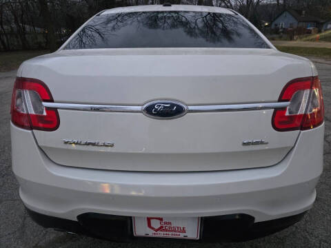 2010 Ford Taurus SEL