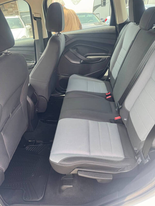 2017 Ford Escape S