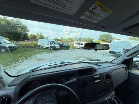 2016 Ford E-Series E-450 SD