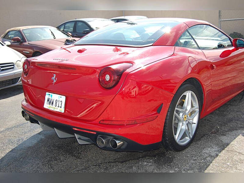 2016 Ferrari California T