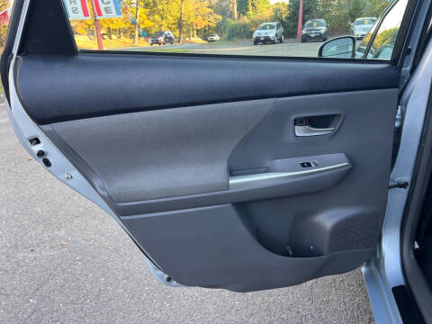 2012 Toyota Prius v Three