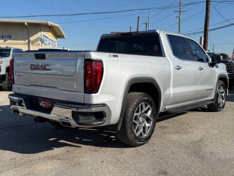 2022 GMC Sierra 1500 SLT