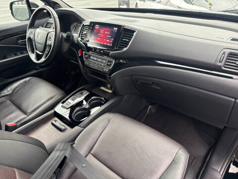 2022 Honda Ridgeline Black Edition