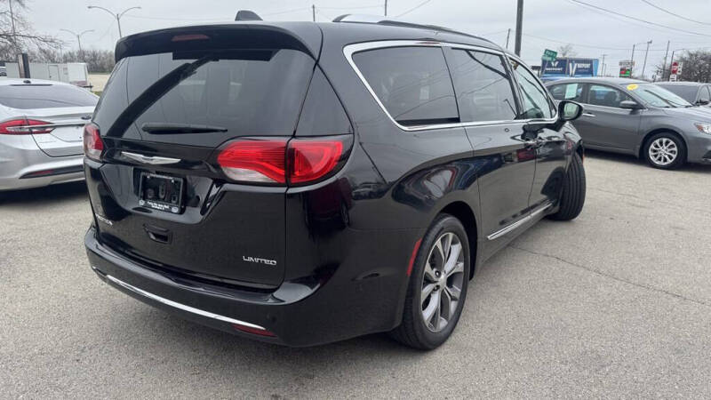 2019 Chrysler Pacifica Limited