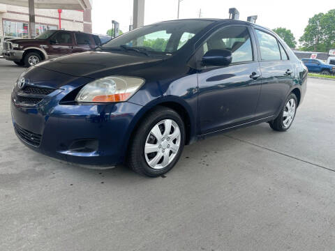 2007 Toyota Yaris for sale at JE Auto Sales LLC in Indianapolis IN