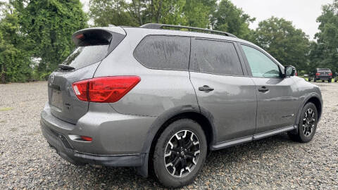2019 Nissan Pathfinder SL