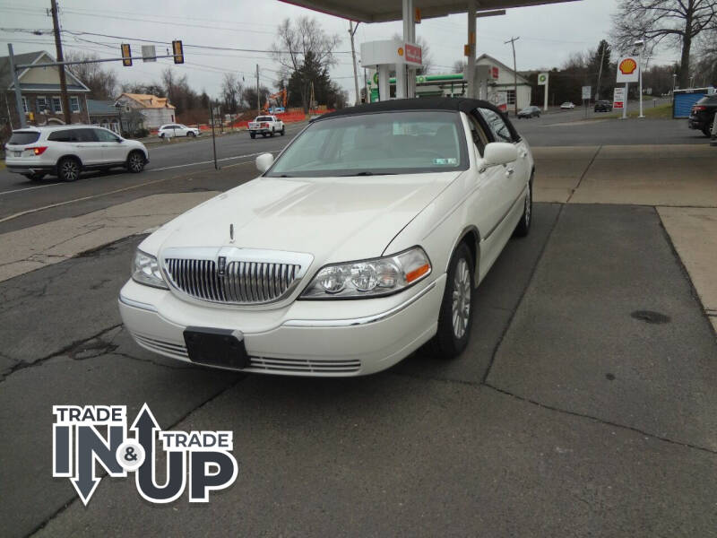 2003 Lincoln Town Car for sale at FERINO BROS AUTO SALES in Wrightstown PA