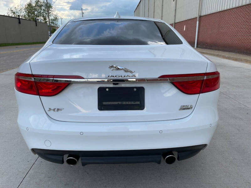 2016 Jaguar XF 35t Prestige