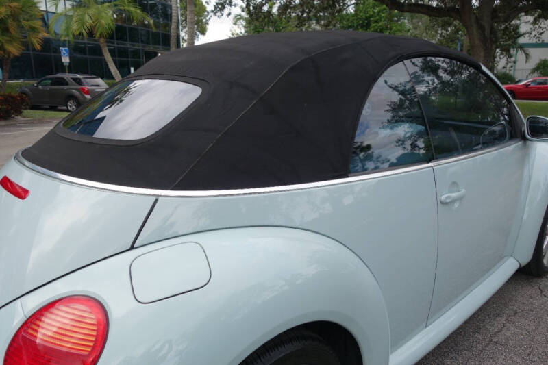 2003 Volkswagen New Beetle Convertible GLS