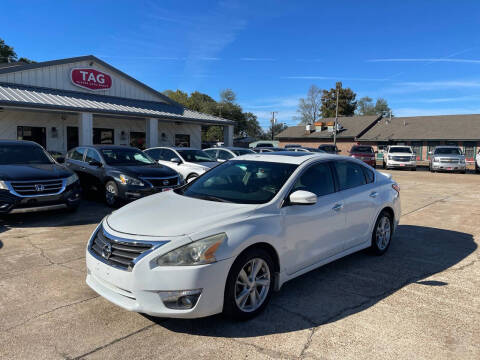 2013 Nissan Altima for sale at Turner Auto Group in Greenwood MS