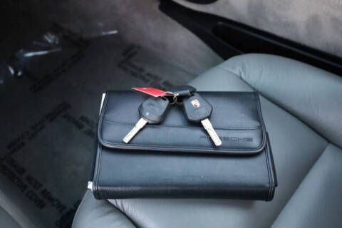 2004 Porsche 911 Carrera 4S