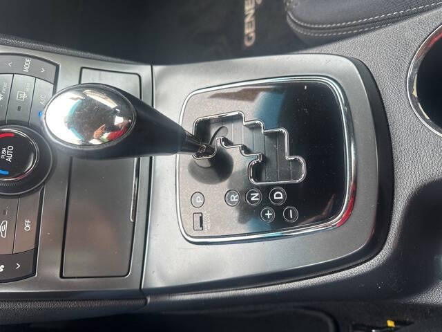 2011 Hyundai Genesis Coupe 2.0T