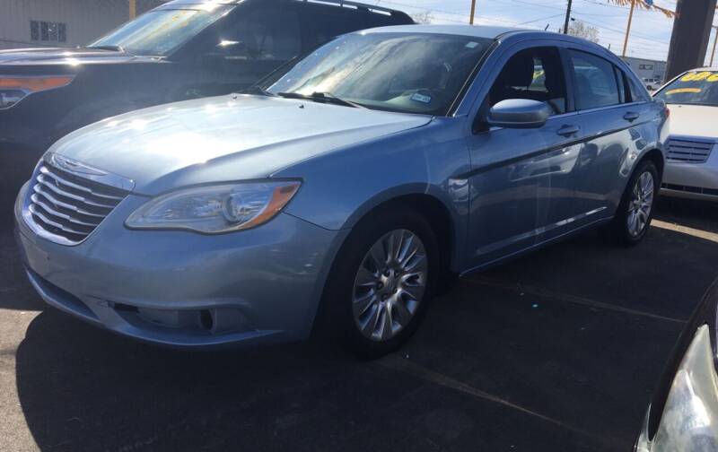 2013 Chrysler 200 for sale at Bobby Lafleur Auto Sales in Lake Charles LA
