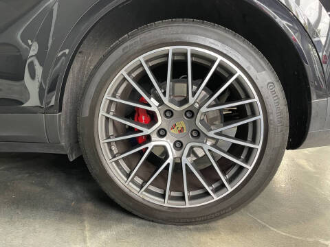 2021 Porsche Cayenne Coupe