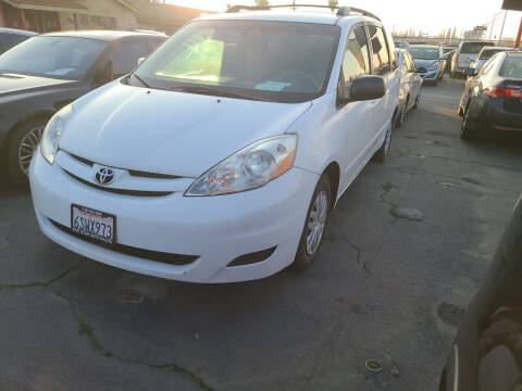 2010 Toyota Sienna for sale at Five Star Auto Sales in Fresno CA