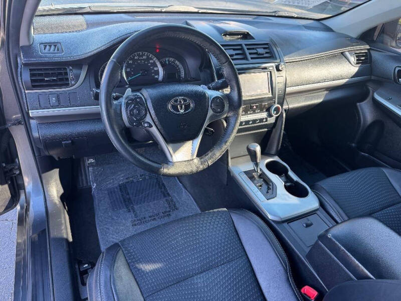 2013 Toyota Camry SE
